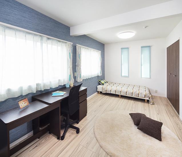 四季折々の彩りが楽しめる、中庭を囲む和モダンのおうち。