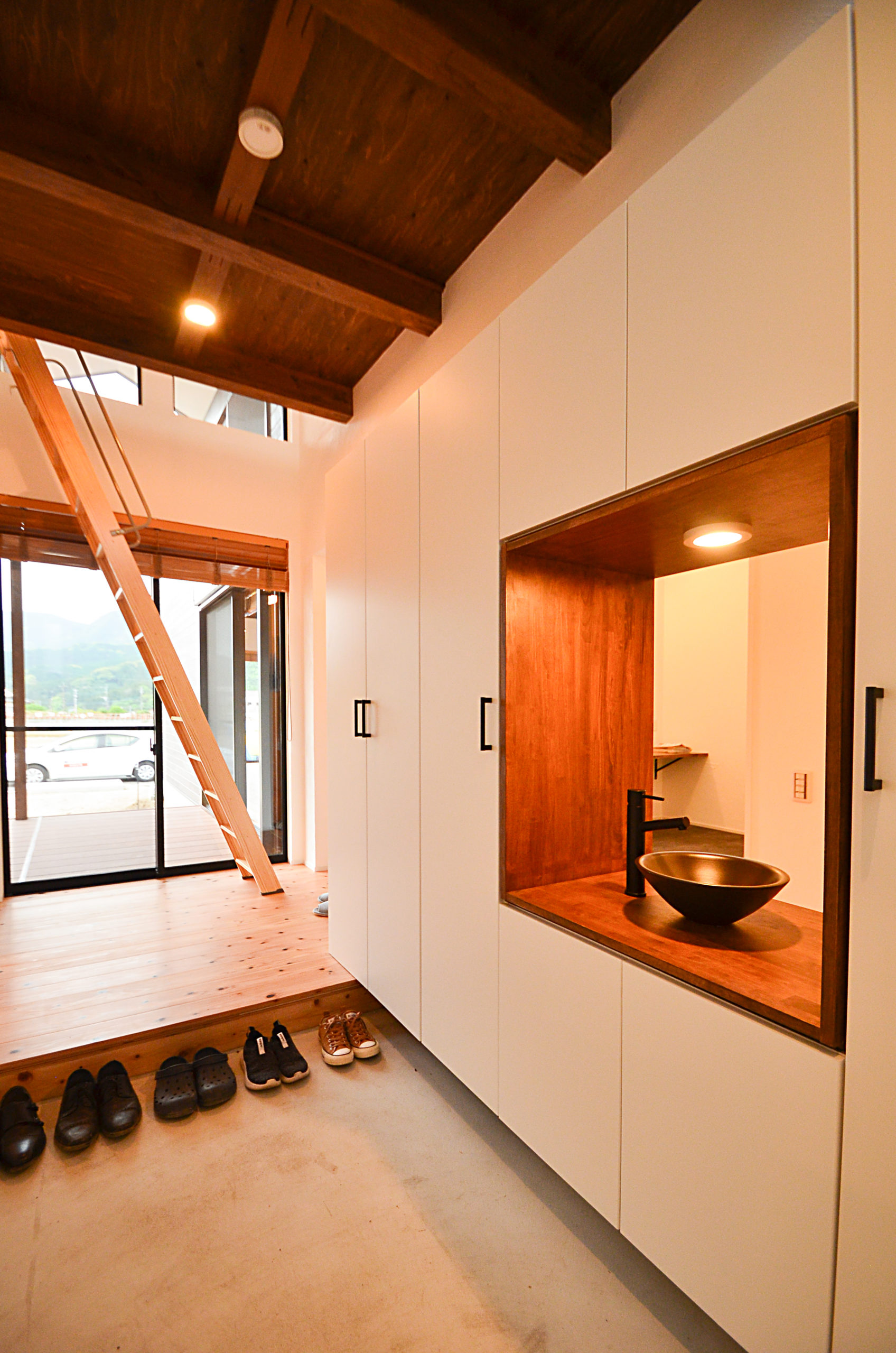 深呼吸したくなる、自然と共存する家。