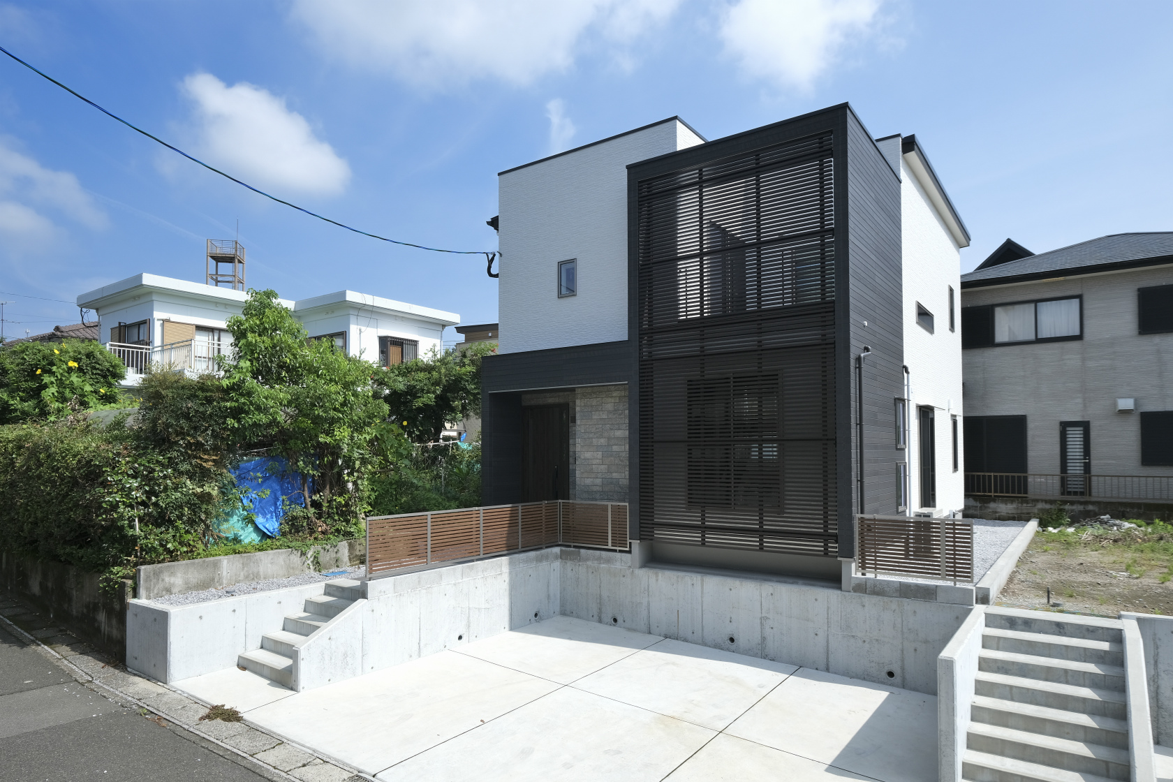 優れた性能とデザイン性を備えた強くて美しい住まい