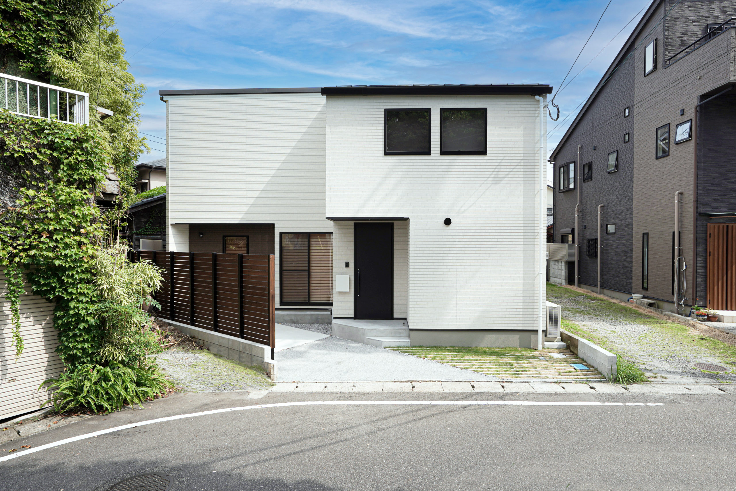 敷地25坪の可能性が広がる、芸術的な空間