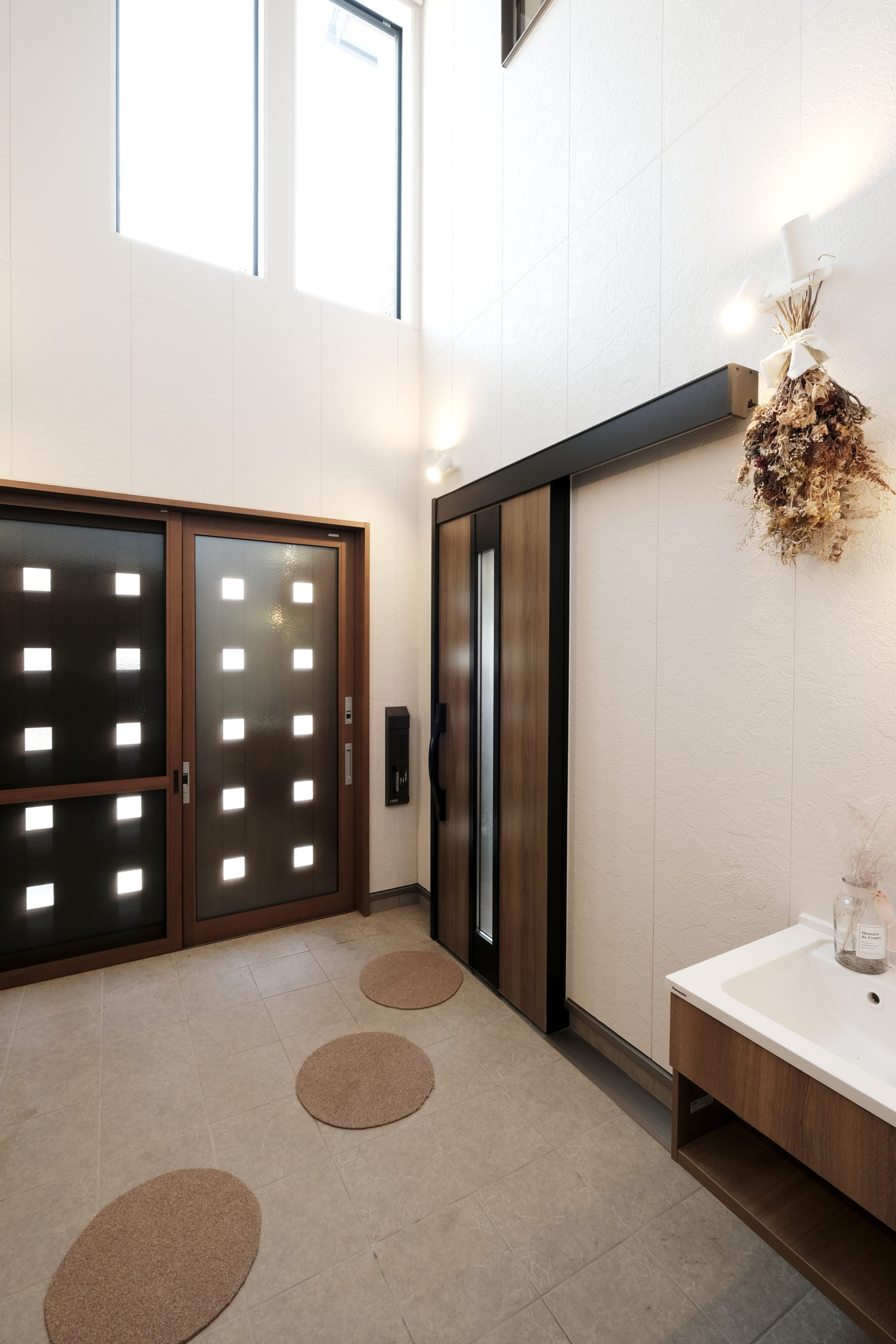 ほどよい距離感で緩やかに家族をつなぐ二世帯住宅