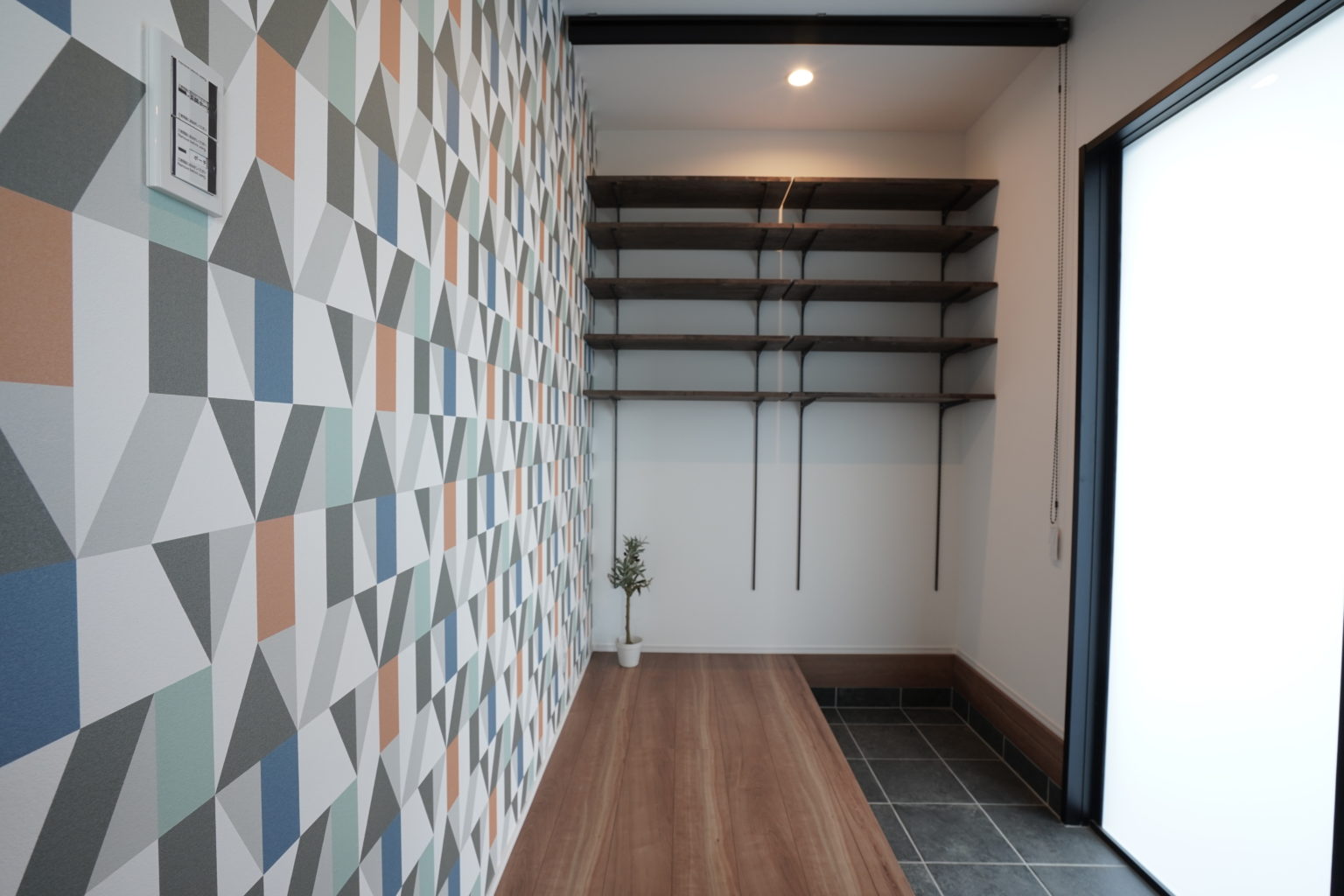 暮らしを飾る、アート感のあるデザイン。