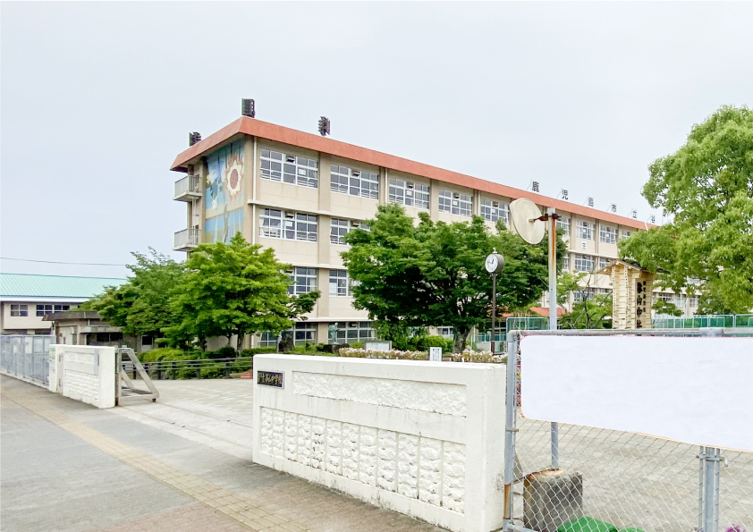 谷山中央8丁目 2階建て 売建